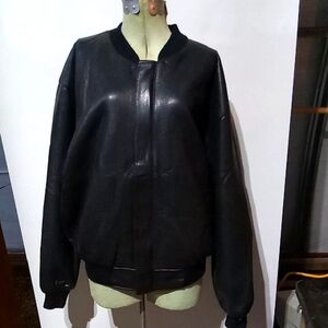 Vincent & CO Black Leather Bomber Jacket